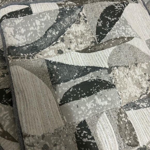 Abstract Patterned Throw Pillows - Picture 2 of 8